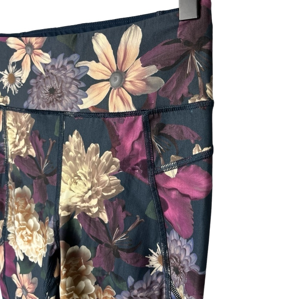 Sweaty Betty Zero Gravity Floral 7/8 Length Leggings Blue Size XS Activewear - Picture 3 of 9